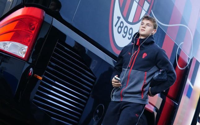 "Ayaks" "Milan"dan İbrahimoviçi istəyir