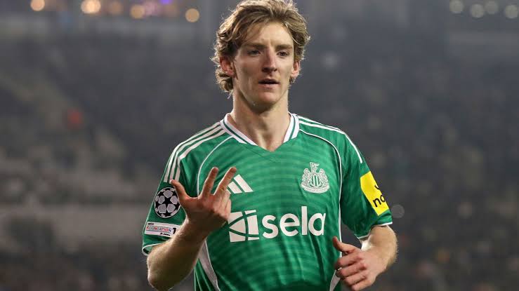 "Mançester Yunayted" "Qarabağ"ın rəqibindən futbolçu istəyir