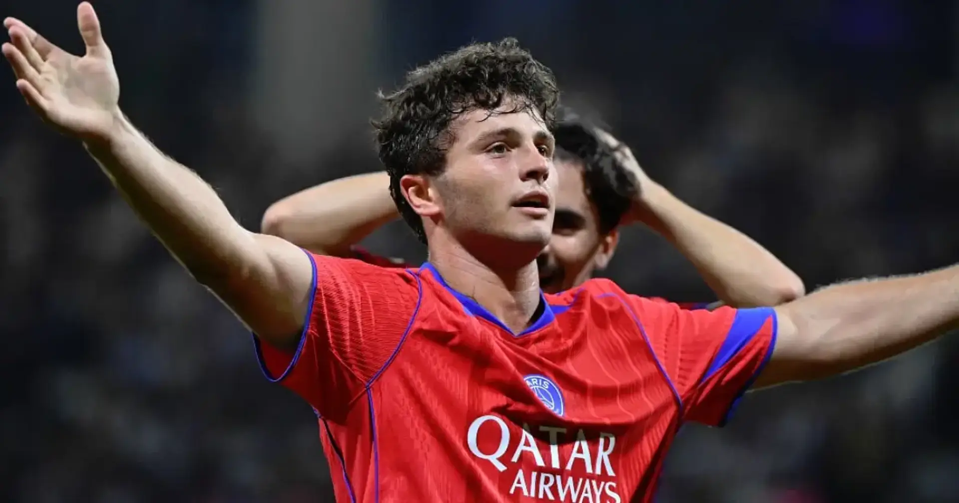 PSJ futbolçusu ilə müqavilə uzatdı