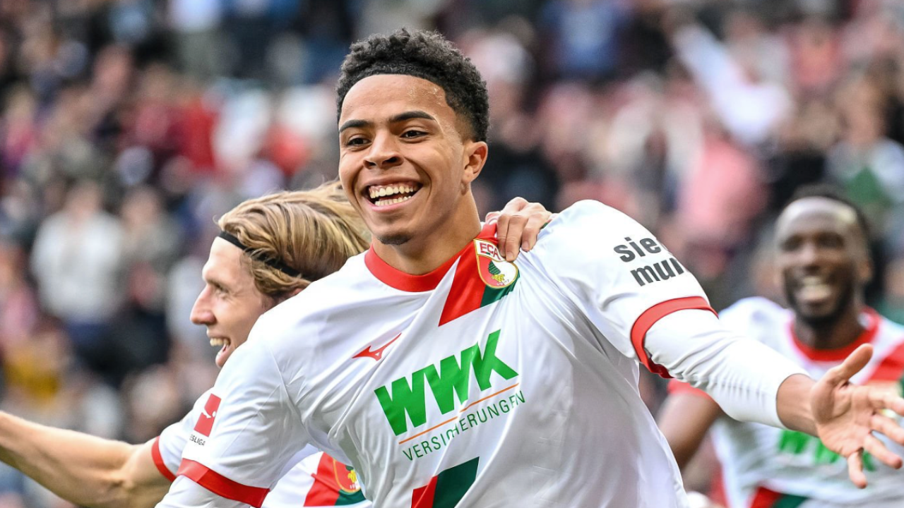 19 yaşlı gənc futbolçu ABŞ millisinə 