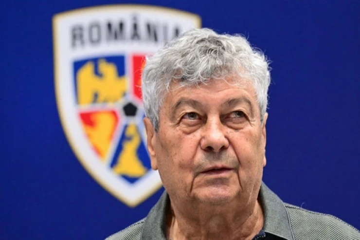 Milli komanda baş məşqçisi ilə yolları ayırdı