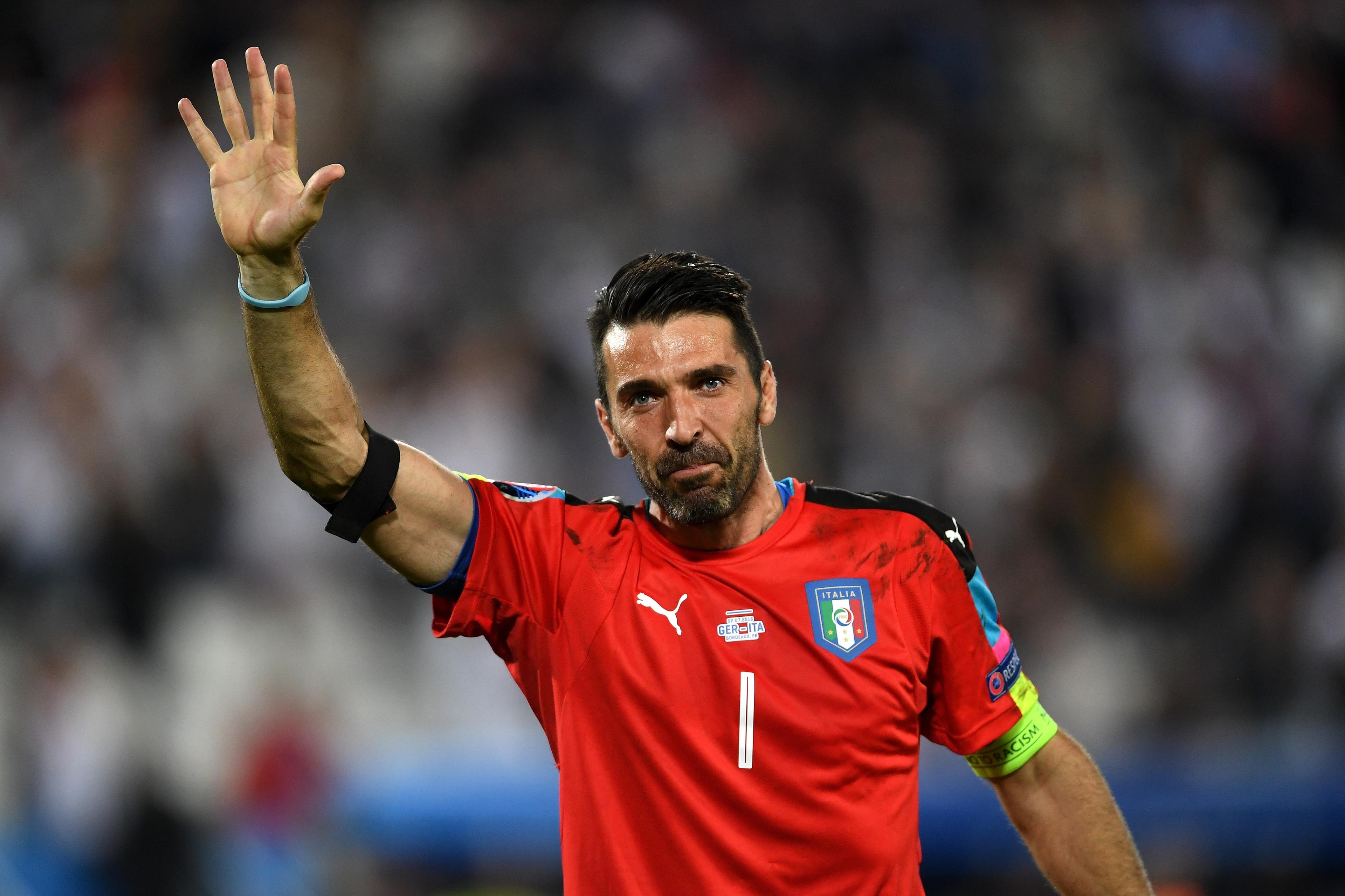 Buffon İtalya millisindən getdi