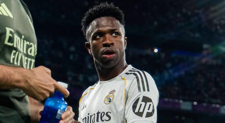 İngiltərə nəhəngi Vinisiusa 