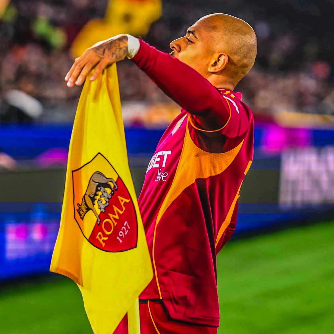 Donyell Malen het-trik etdi