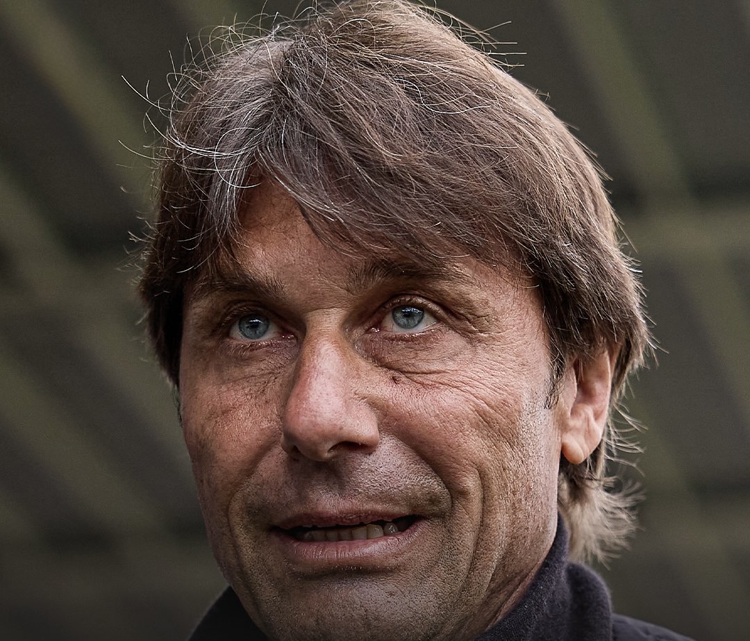 “Napoli” liderdən uzaqlaşır