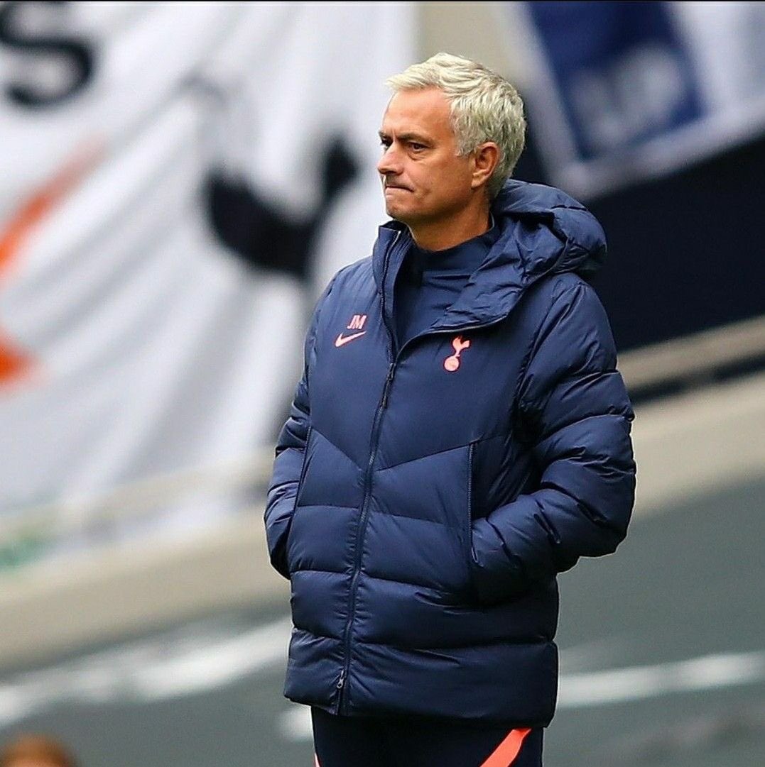 “Mənim ayrılmağım nəyi düzəltdi?!” Mourinyo