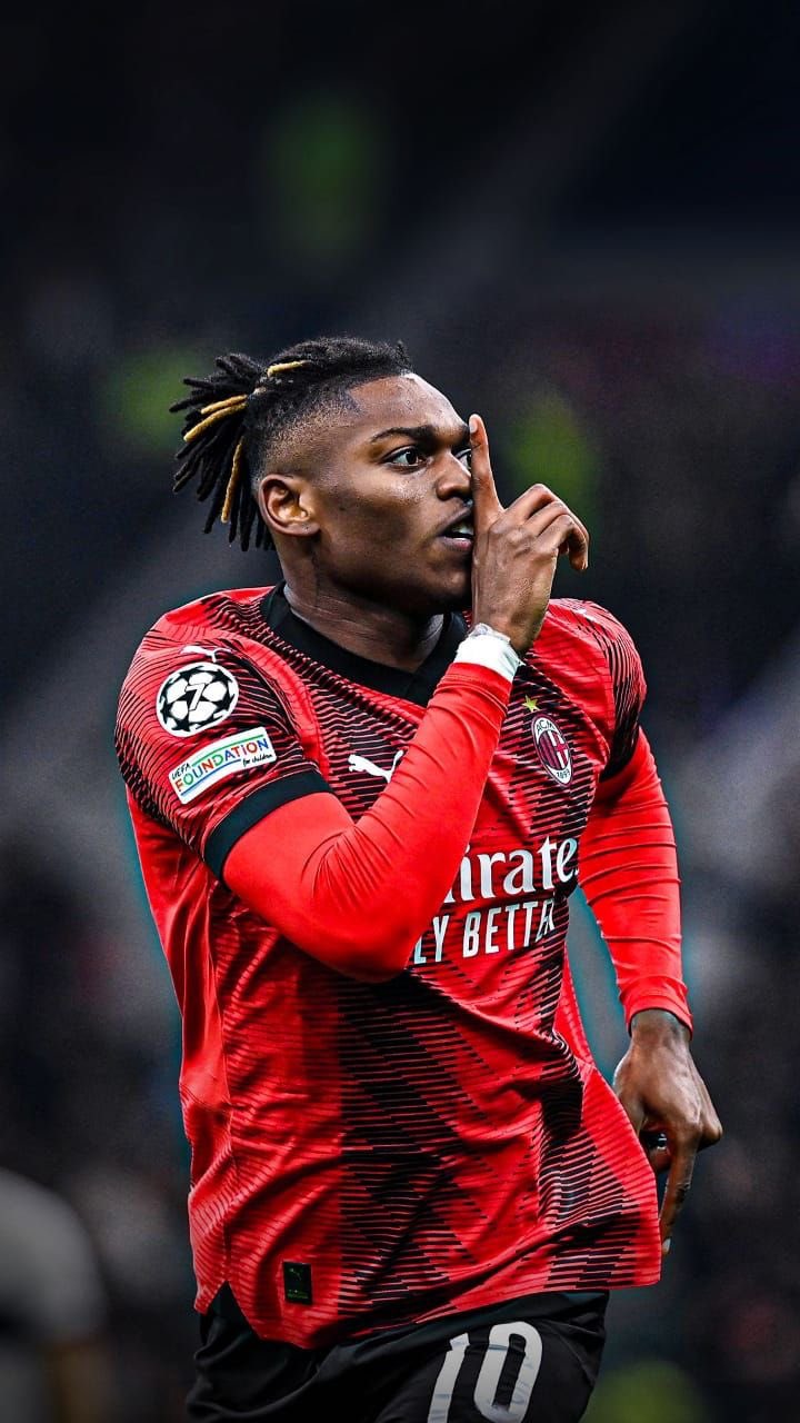 Rafa Leaonu istəyən nəhənglər çoxdur