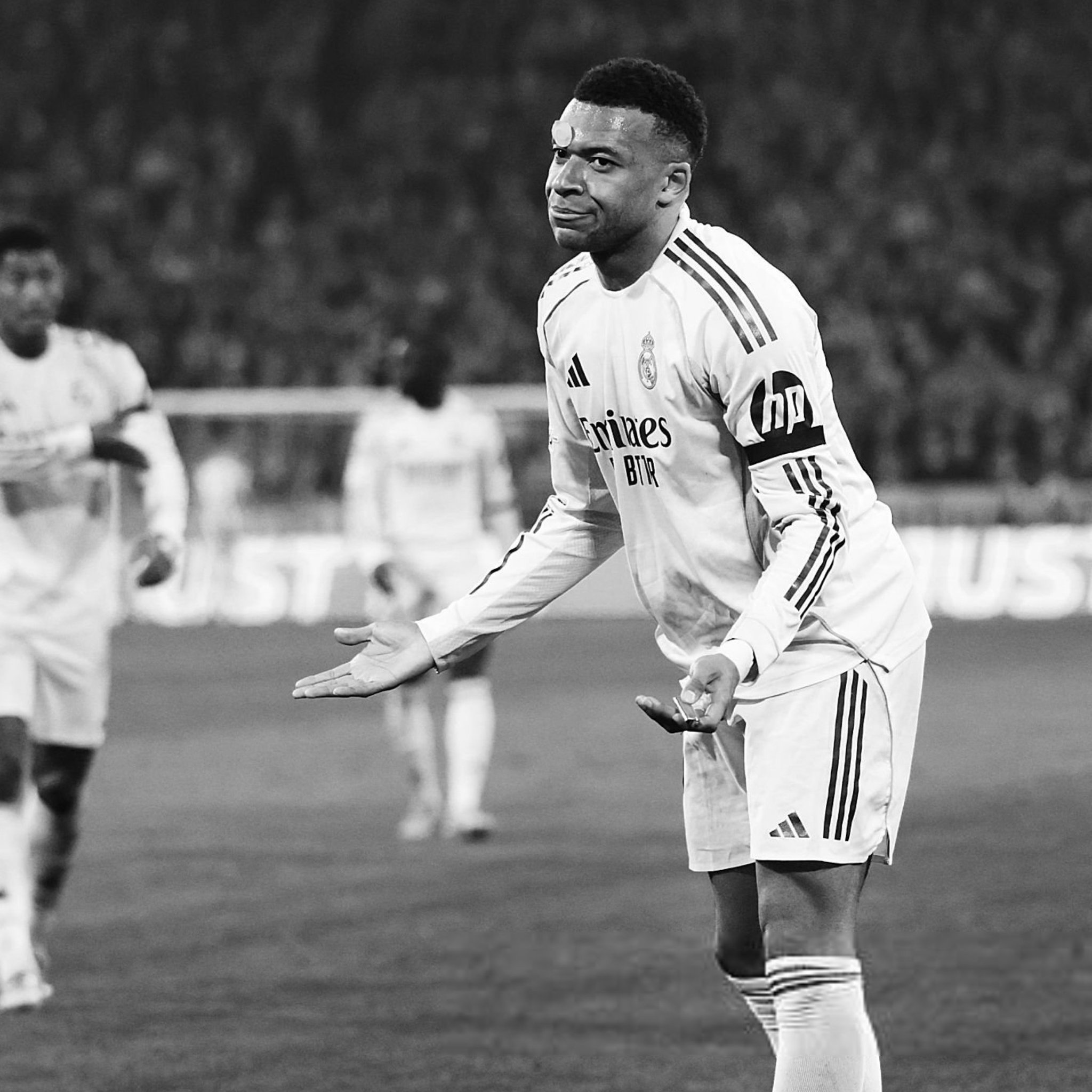 “Real” gərgindir! Günah keçiləri: Vini, Mbappe və hamı