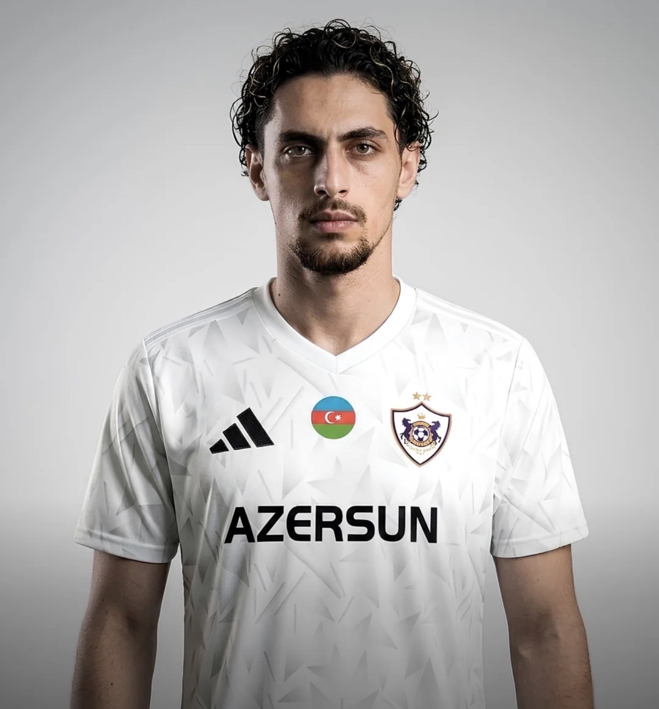 “Qarabağ”dan yeni transfer yolda!