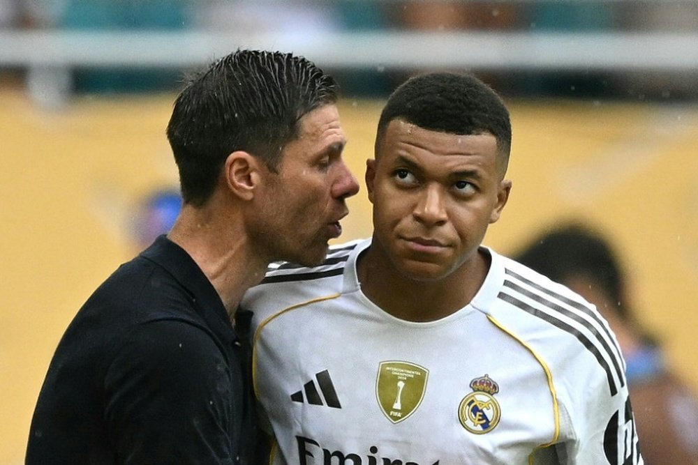 Xabi Alonso Mbappenin anası ilə təmas qurub